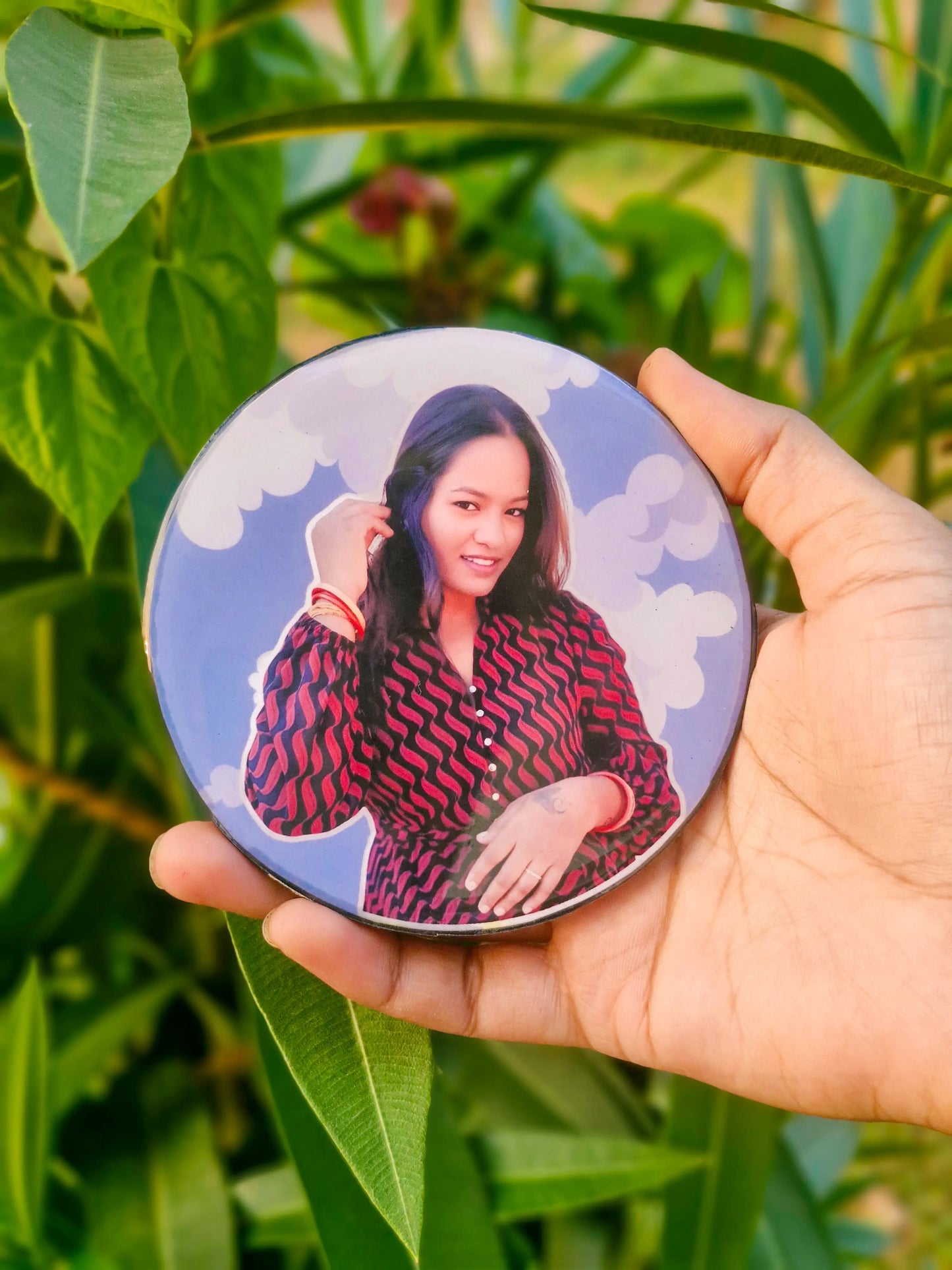 Personalized Rakhi Gift Hamper for Sister – String Art, Photos & More