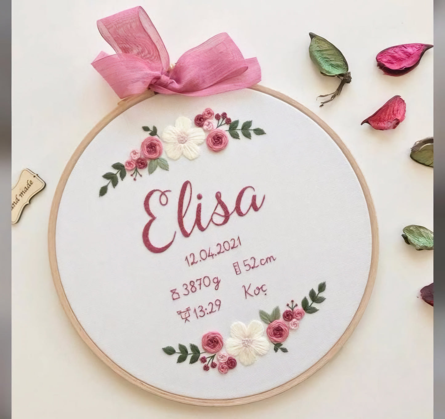 Personalized Baby Welcome Embroidery Frame