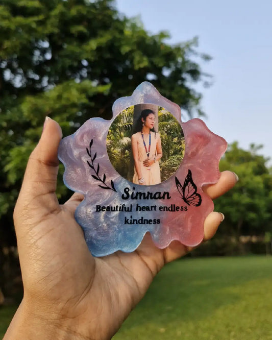 Flower-Shaped Resin Photo Frame